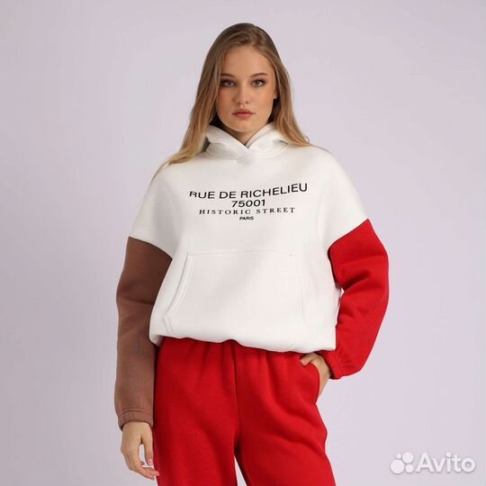 Спортивный костюм