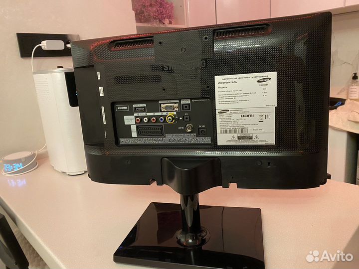 Монитор Samsung