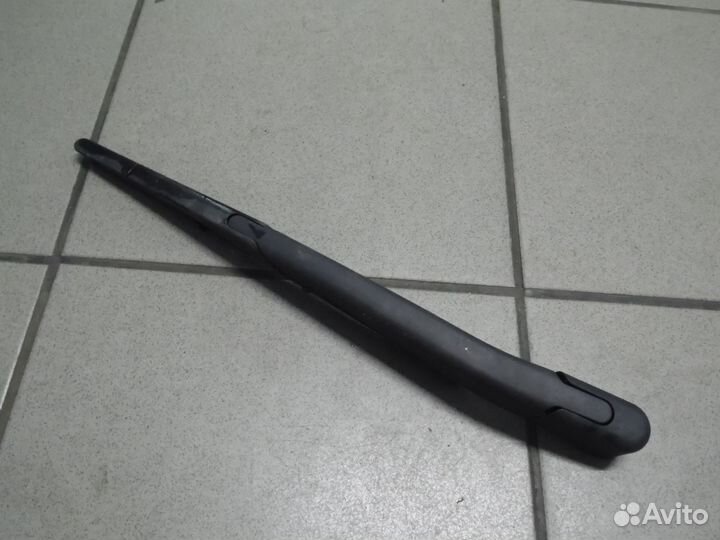 Поводок дворника задний Ситроен С4