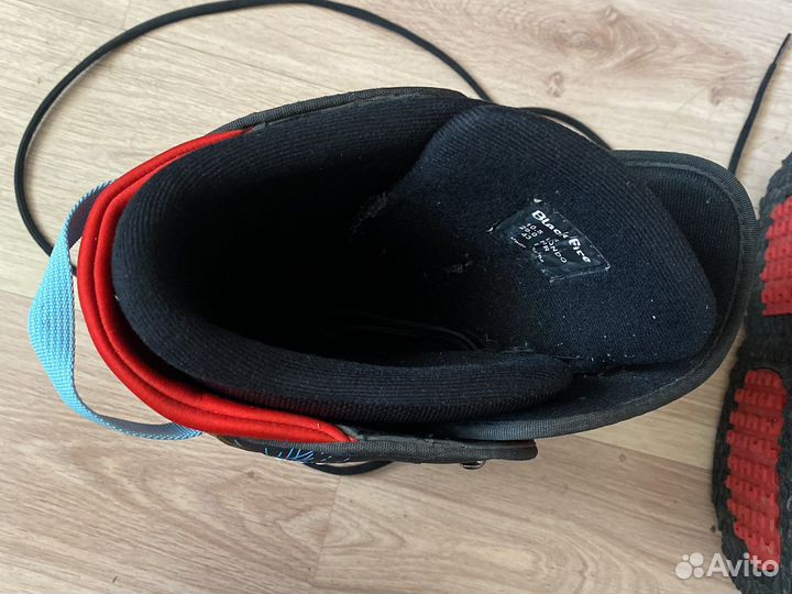 Сноубордические ботинки BlackFire цветные
