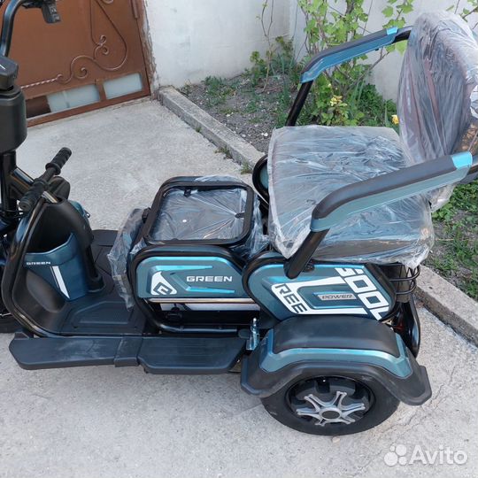 Электроскутер 3х колёсный