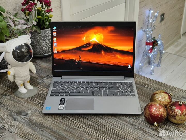 Современный зверюга / 6305u / IPS / SSD / 8GB RAM