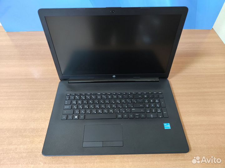Ноутбук бу HP / как новый / 17 дюймов / 2021 год