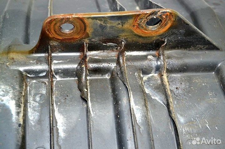 Крыло переднего моста, переднее левое iveco Strali