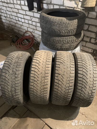 Michelin X-Ice North 4 225/65 R17