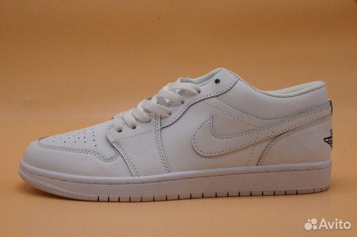 Кроссовки Air Jordan 1 Low