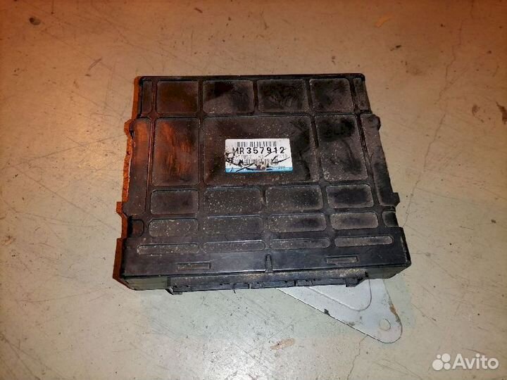 Блок управления АКПП MR357912 Mitsubishi Challenge
