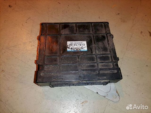 Блок управления АКПП MR357912 Mitsubishi Challenge