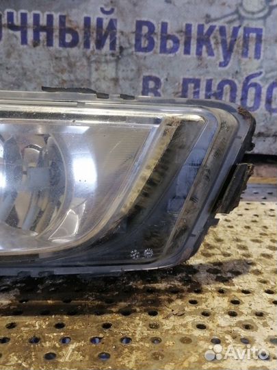 Фара противотуманная левая Skoda Octavia III (A7)