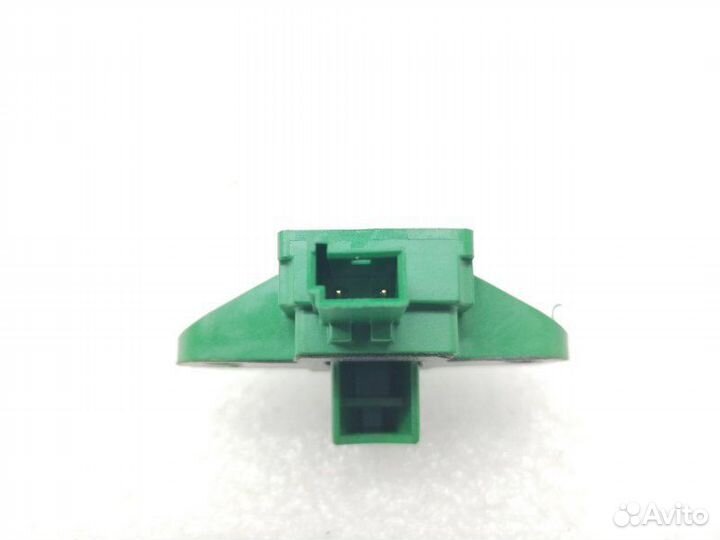 Датчик удара передний правый Mercedes-Benz