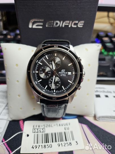 Часы Casio 