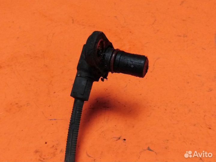 Датчик ABS передний правый Hummer H3 2007