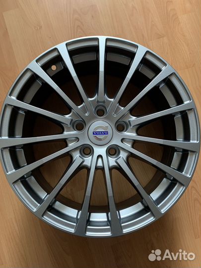Колеса Volvo R17