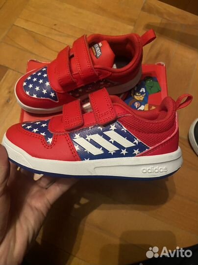 Кроссовки детские adidas 26 размер