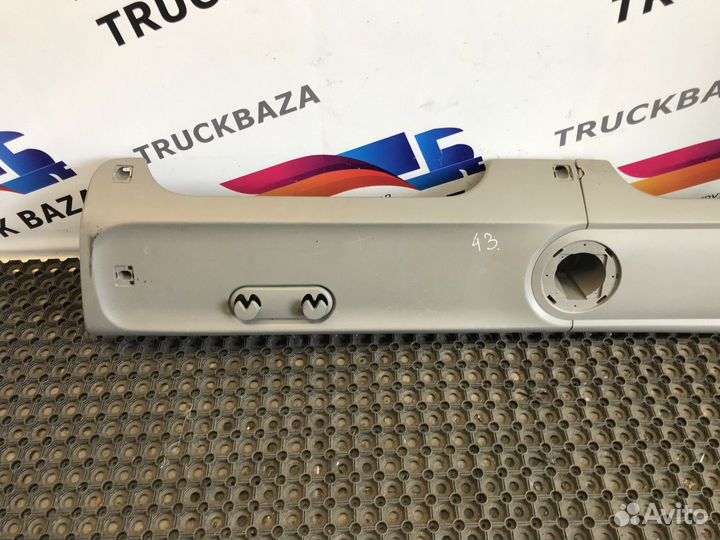 1652647 Накладка панели приборов левая Daf XF105