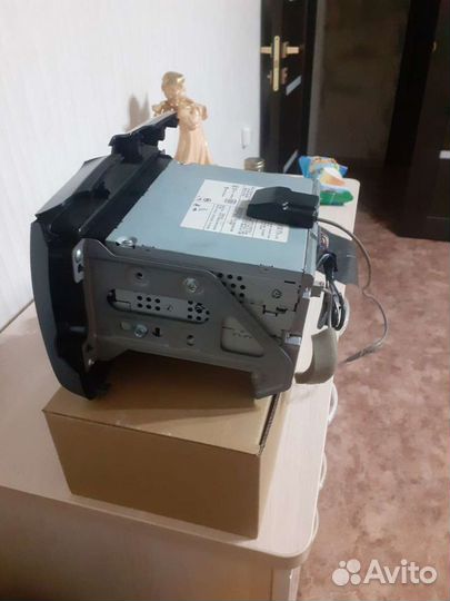 Продам оригинальную магнитолу на honda фрид