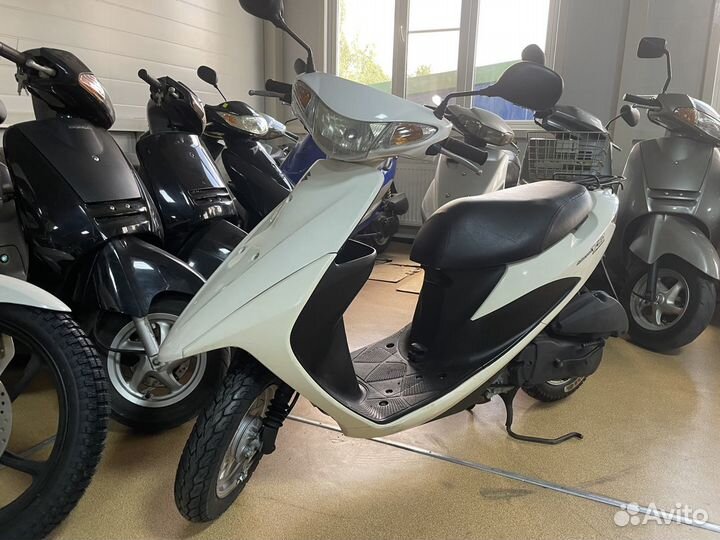 Мопед Suzuki Address V50 (CA44A)