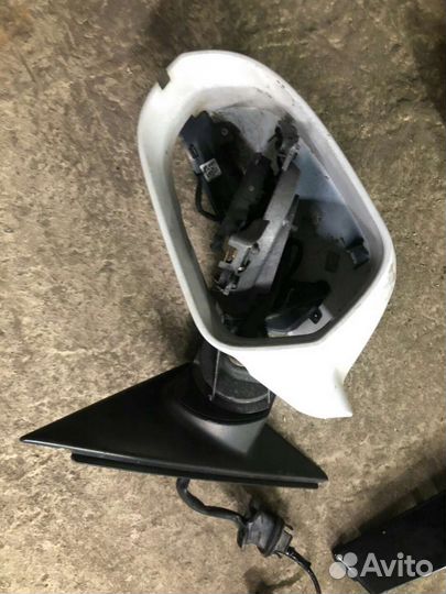 Боковое правое зеркало заднего вида audi А6, С7