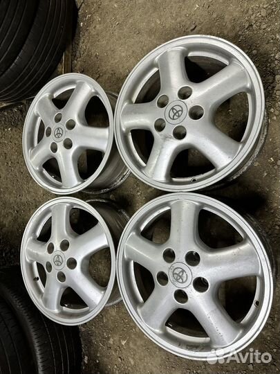Диски оригинал R16 5x114,3 Toyota