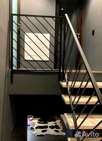 Лестничиный металлокаркас