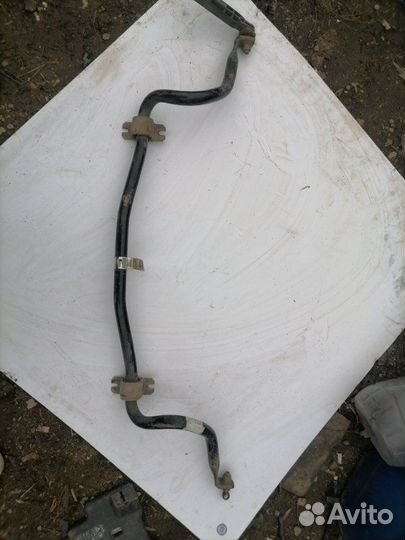 Стабилизатор передний Opel Astra J A16XER 2011