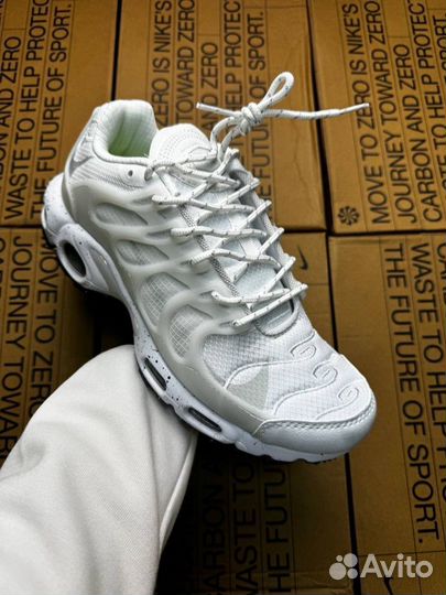 Nike Air Max TN Plus terrascape белые