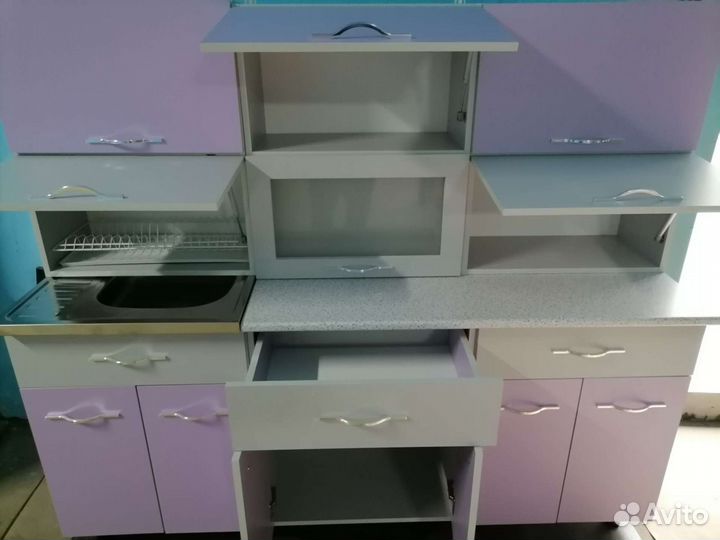 Навая кухня 180