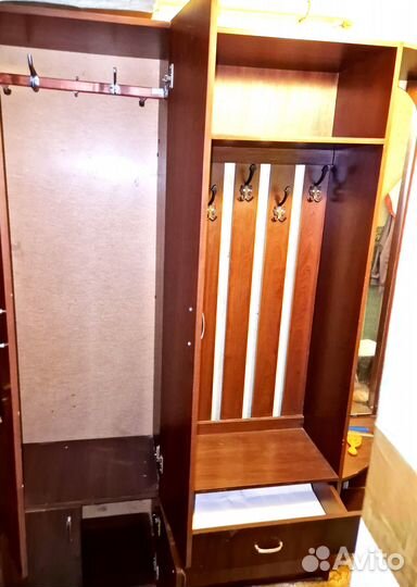 Шкаф прихожая бу с зеркалом