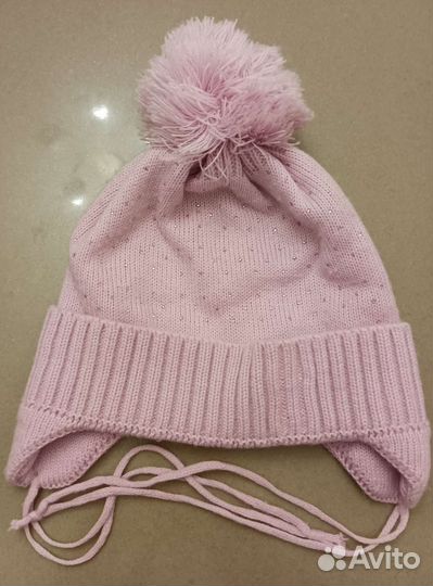 Шапки на 3-7 лет, манишка, шлем поддева