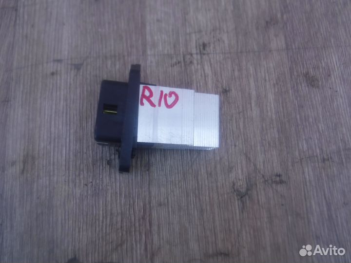 Резистор печки hyundai Solaris KIA Rio 3 2015