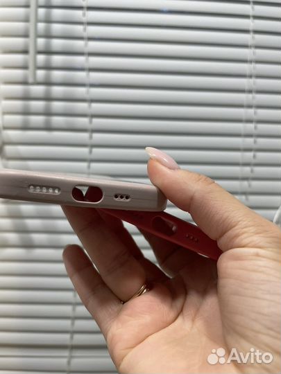 Чехлы на iPhone 12