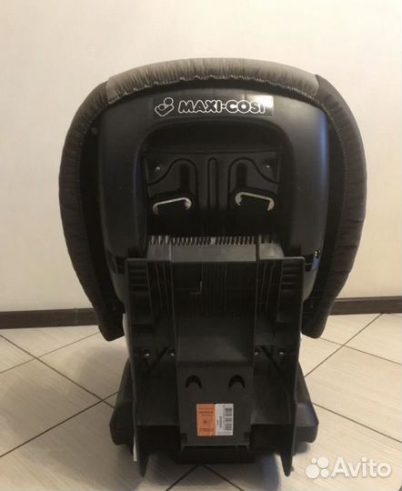 Автокресло Maxi Cosi 9-18 кг универсальное