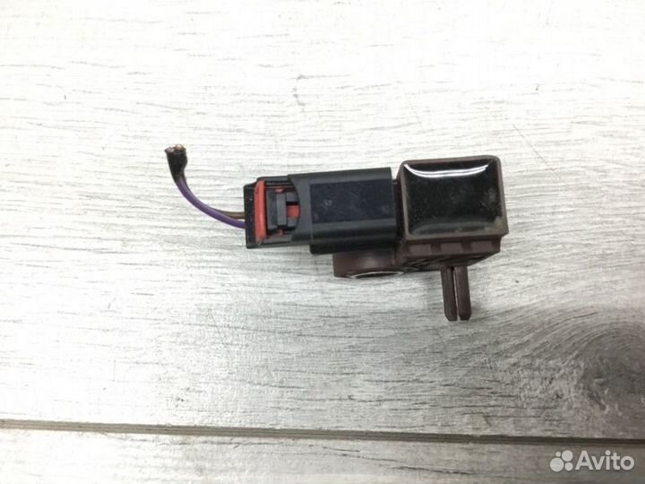 Датчик удара подушки безопасности Ford Fiesta