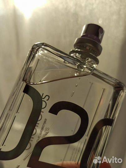 Escentric molecules 02