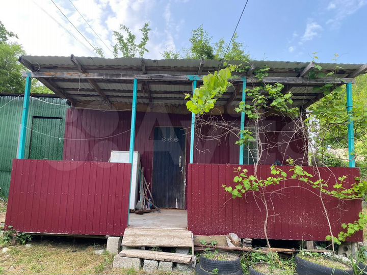 Дом 46 м² на участке 6 сот.