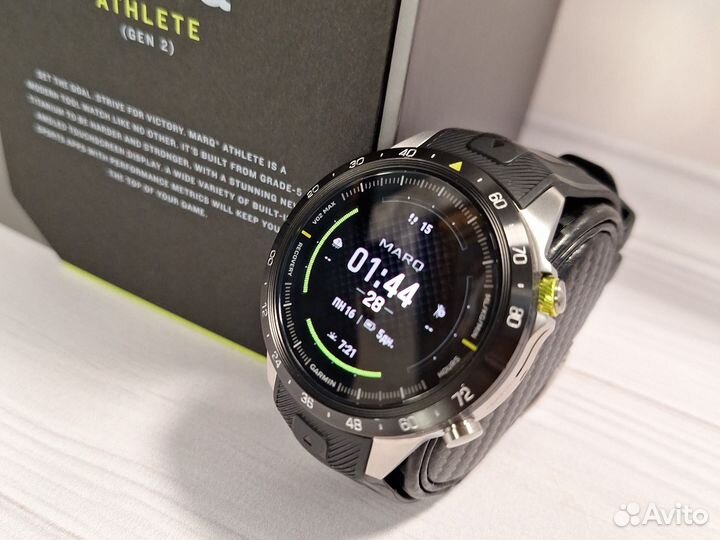 Премиальные смарт часы Garmin Marq Athlete (Gen 2)
