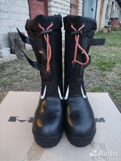 Продам новые зимние ржд сапоги Север 43 размер