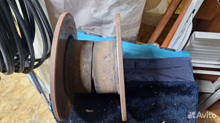 Тормозные диски передние ваз 2106