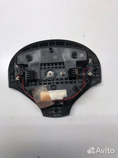 Подушка безопасности в руль Пежо 308 Peugeot 308