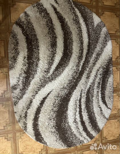 Ковер с длинным ворсом