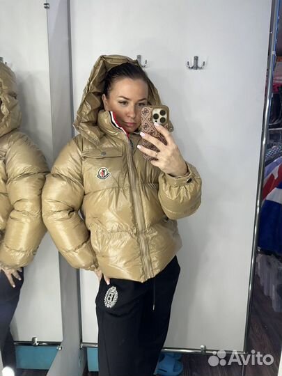 Пуховик Moncler глянец