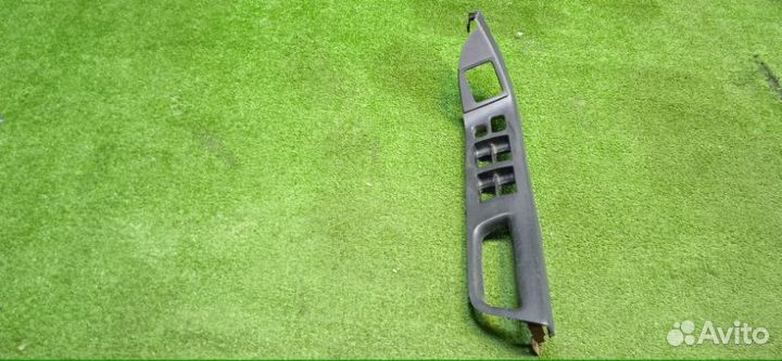 Накладка блока управления стеклоподъемниками