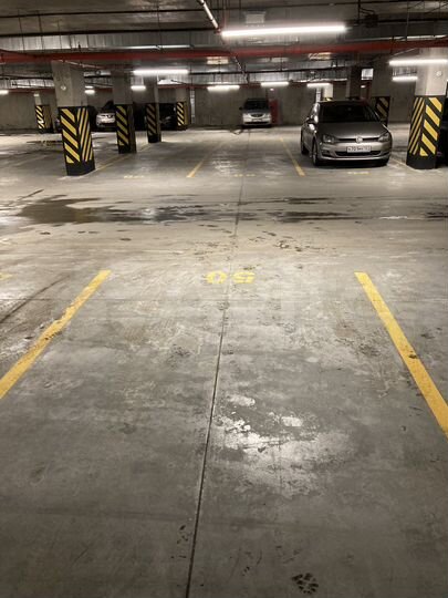 Машиноместо, 13 м²