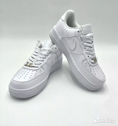 Кроссовки nike AIR force