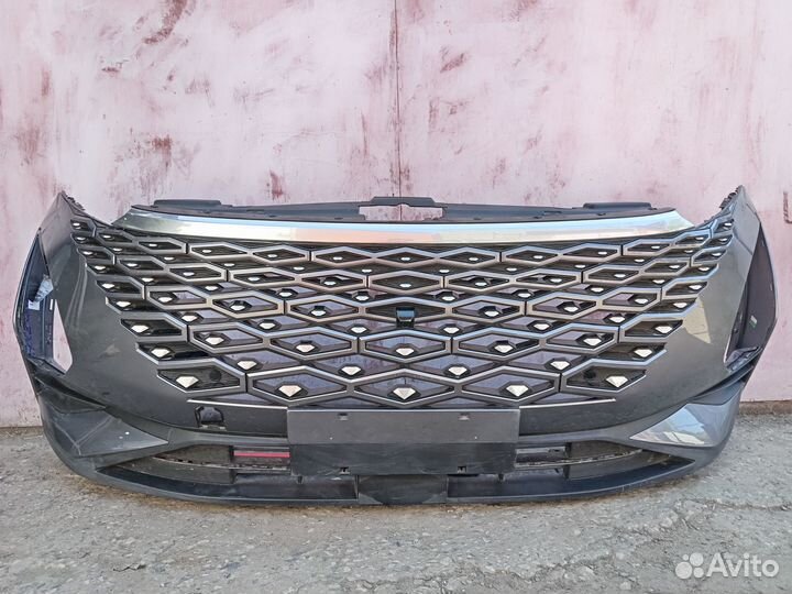 Omoda c5 бампер передний с юбкой с решеткой