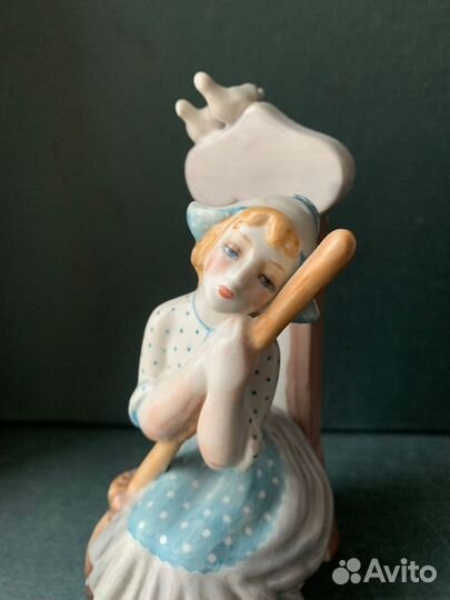 Советский фарфор Золушка Киев. Дед Мороз камень