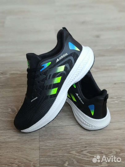 Кроссовки Adidas 40/41/42/44