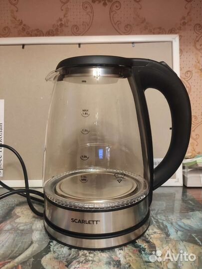 Чайник электрический стеклянный Scarlett