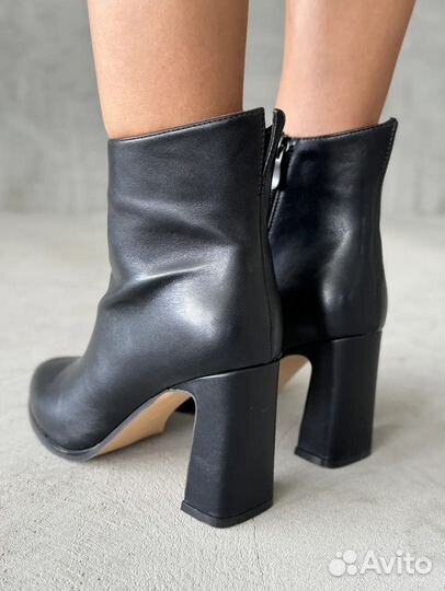 Ботильоны на каблуке