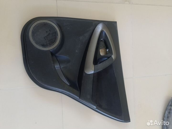 Обшивка двери задняя правая Toyota Rav 4 2006-2013